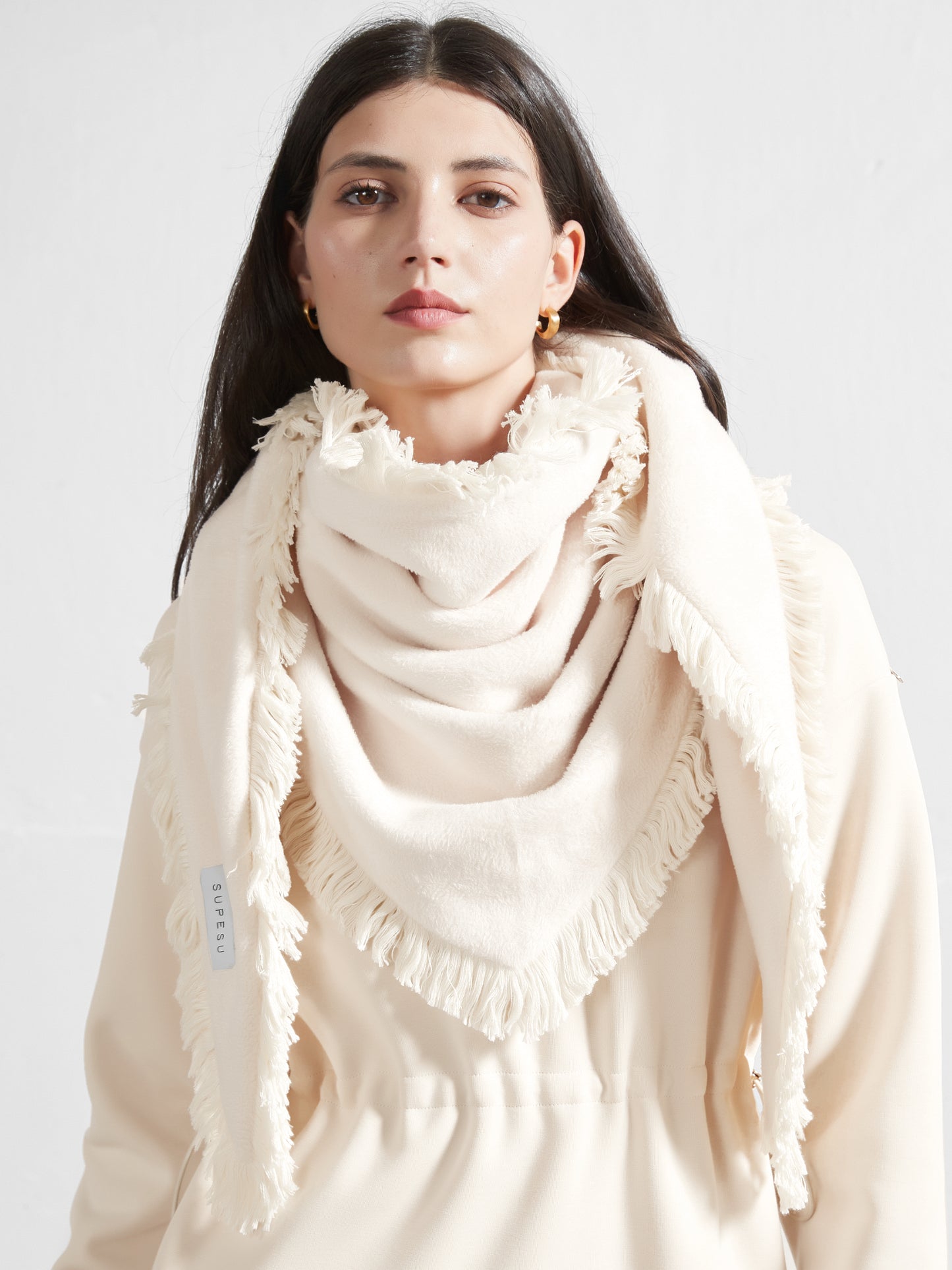 Cubby Scarf, The Lionness