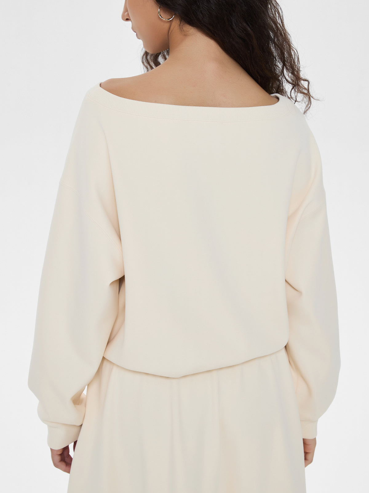 Cubby Off-Shoulder Sweatshirt