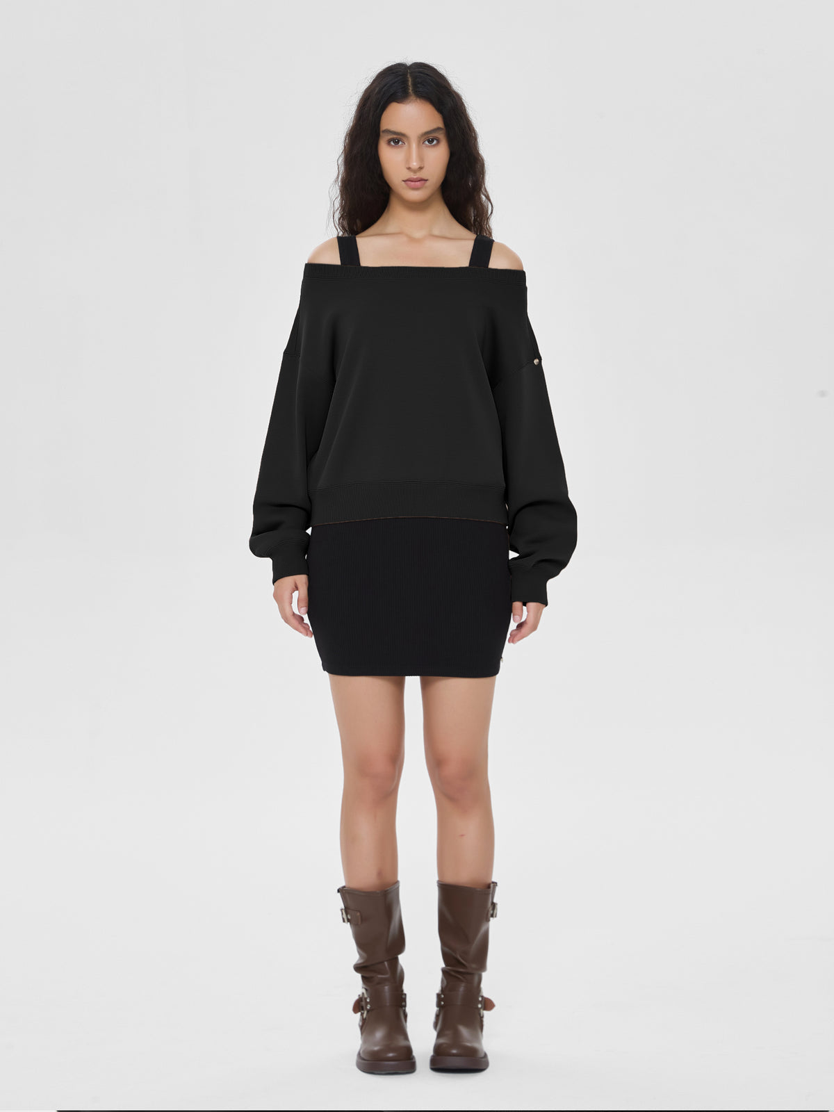 Cubby Off-Shoulder Sweatshirt