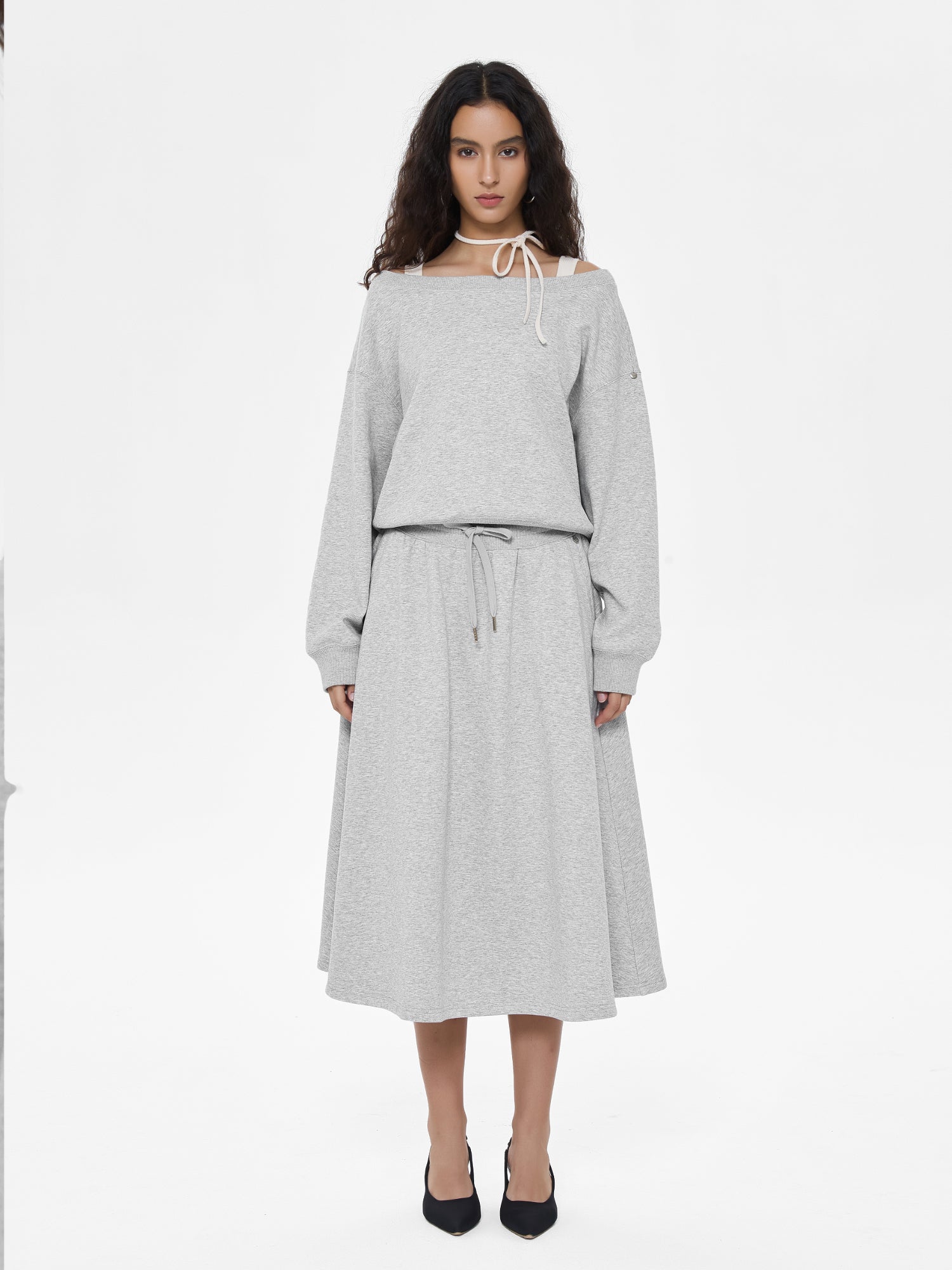 Cubby Off-Shoulder Sweatshirt