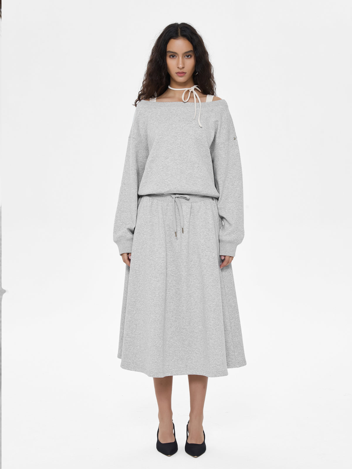 Cubby Off-Shoulder Sweatshirt