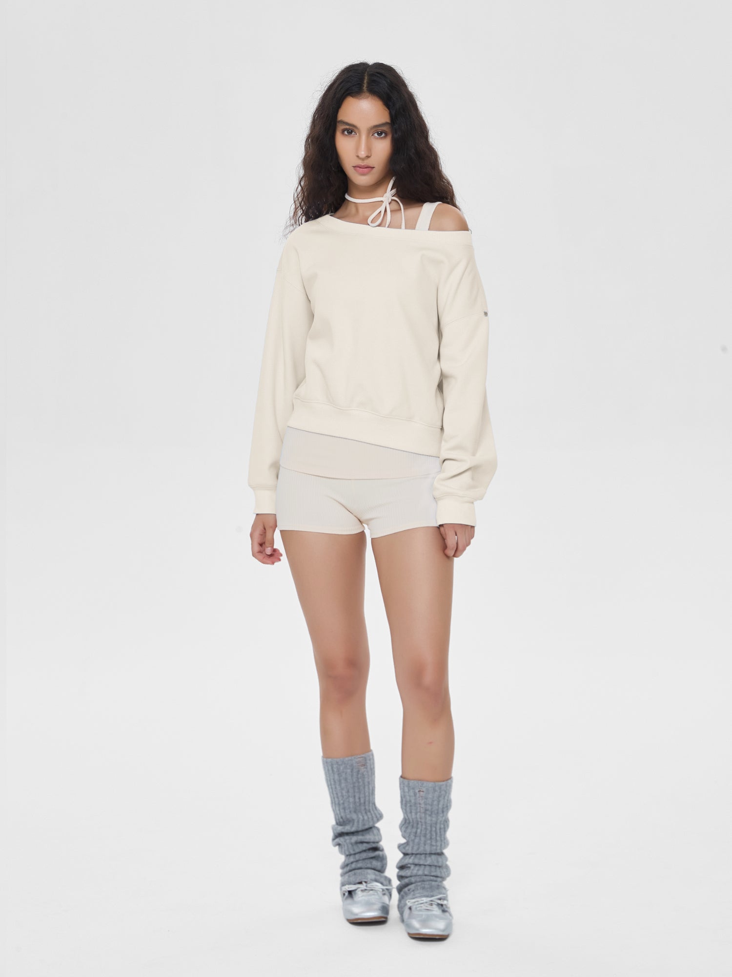 Cubby Off-Shoulder Sweatshirt