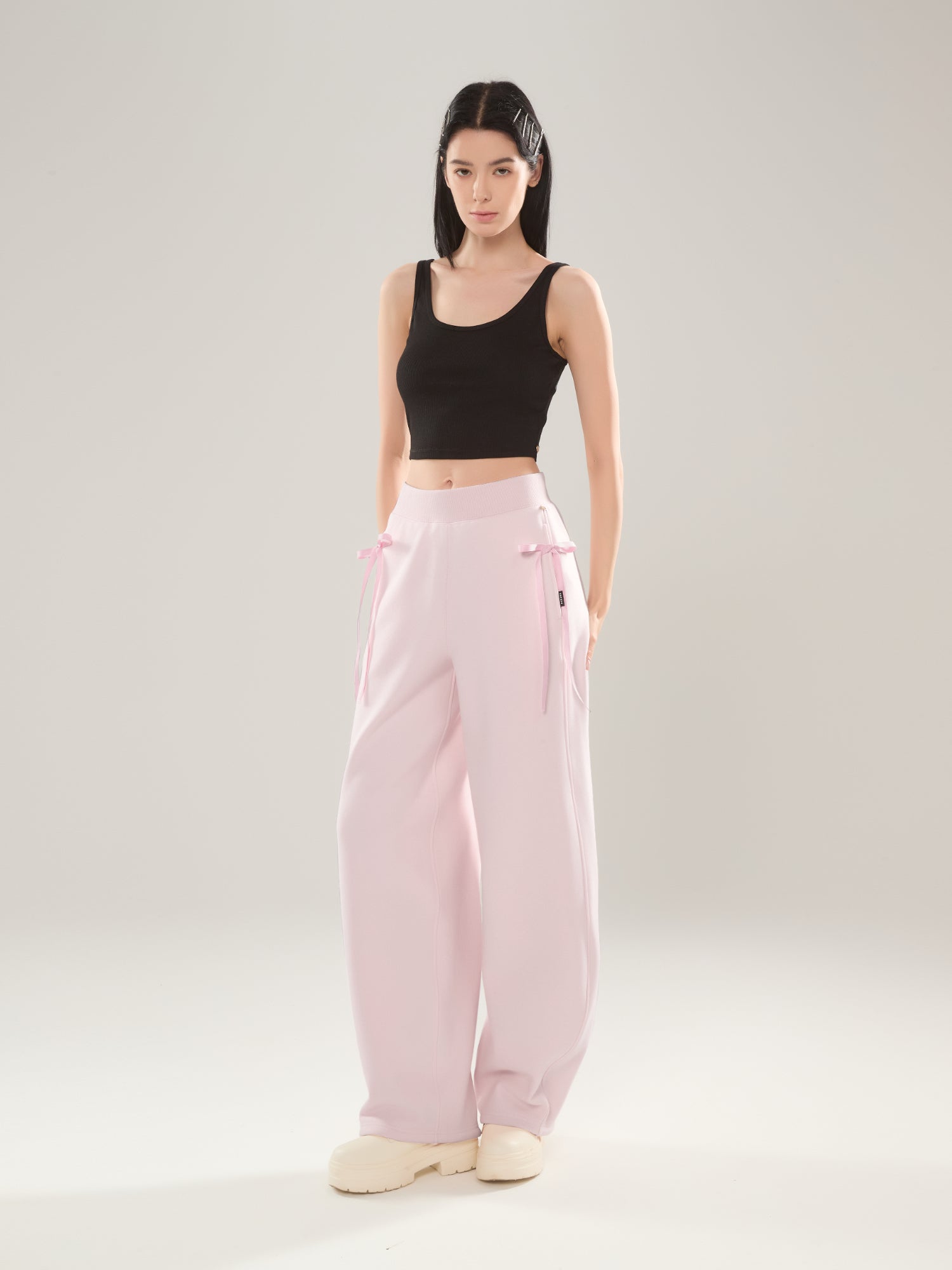 🎀 Cubby Barrel Leg Pants, High Waisted