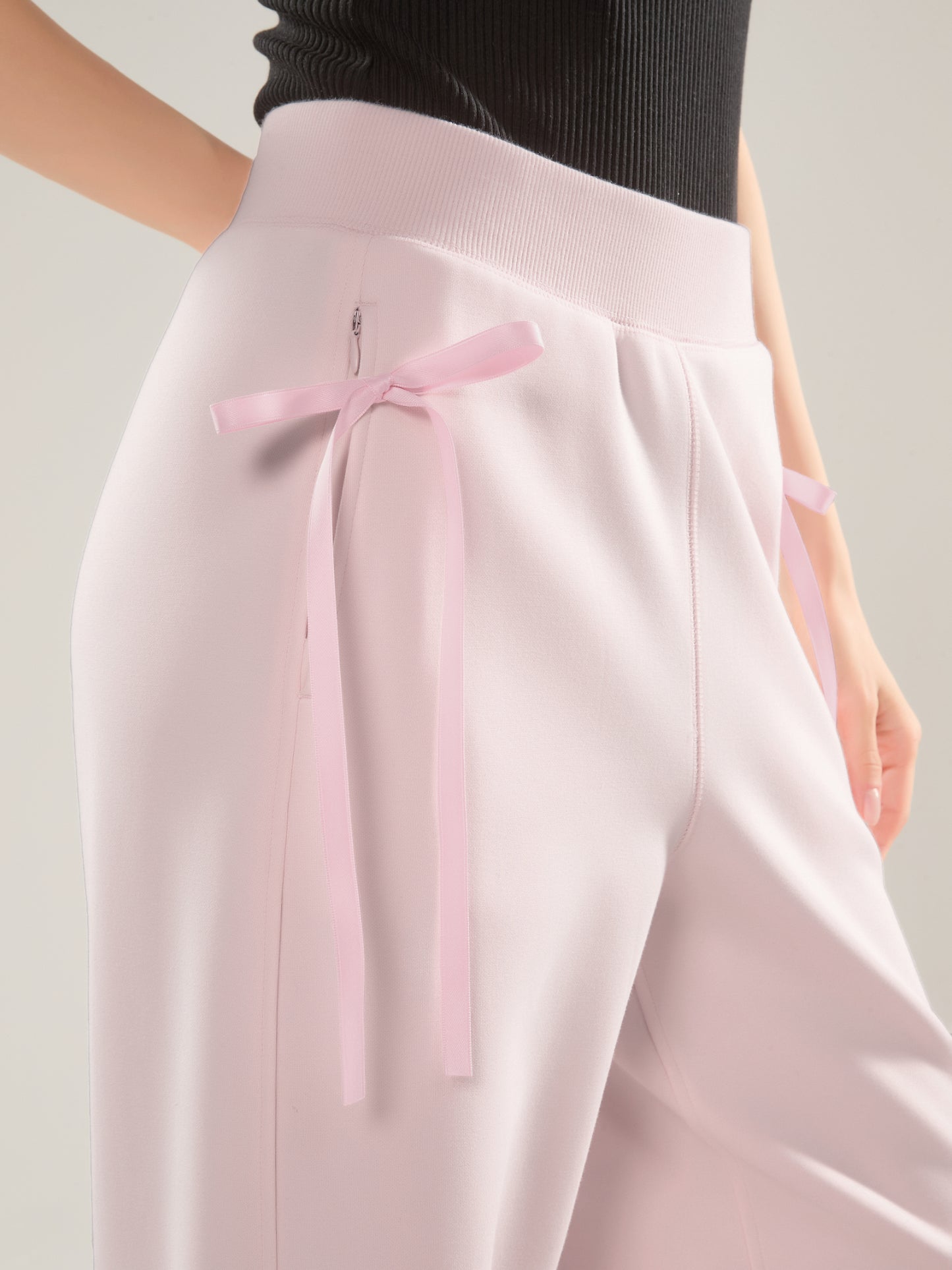 🎀 Cubby Barrel Leg Pants, High Waisted