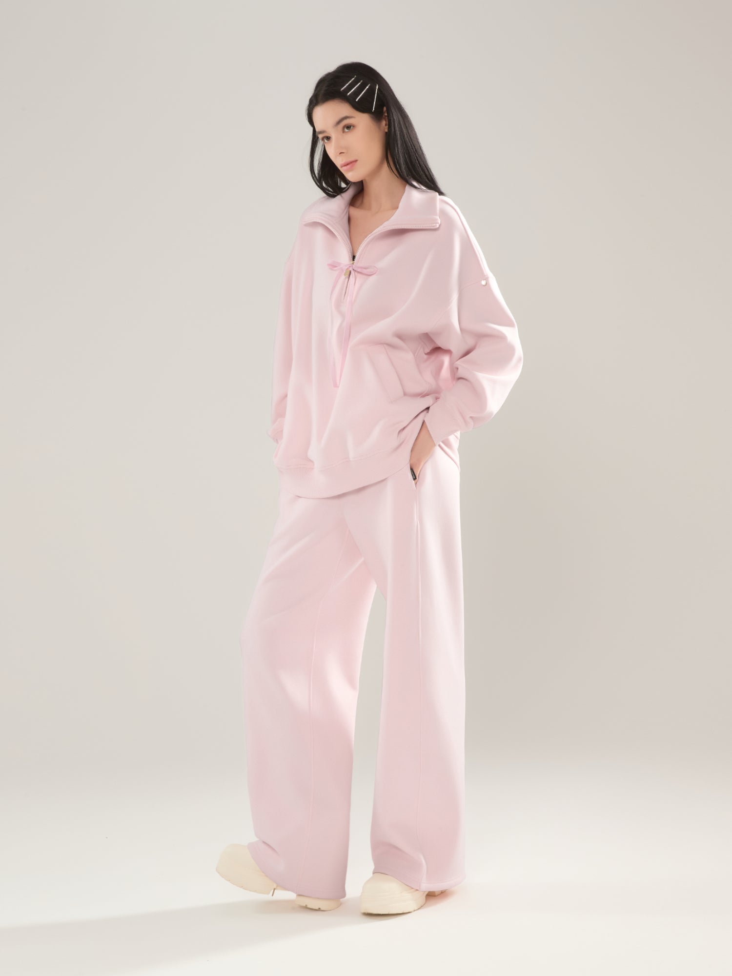 🎀 Cubby Half Zip-up Sweatshirt, Oversized