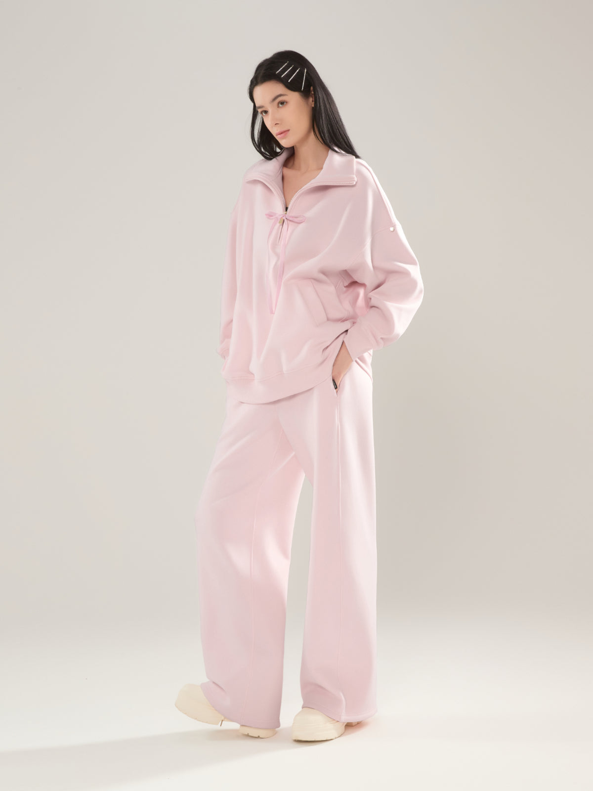 🎀 Cubby Half Zip-up Sweatshirt, Oversized