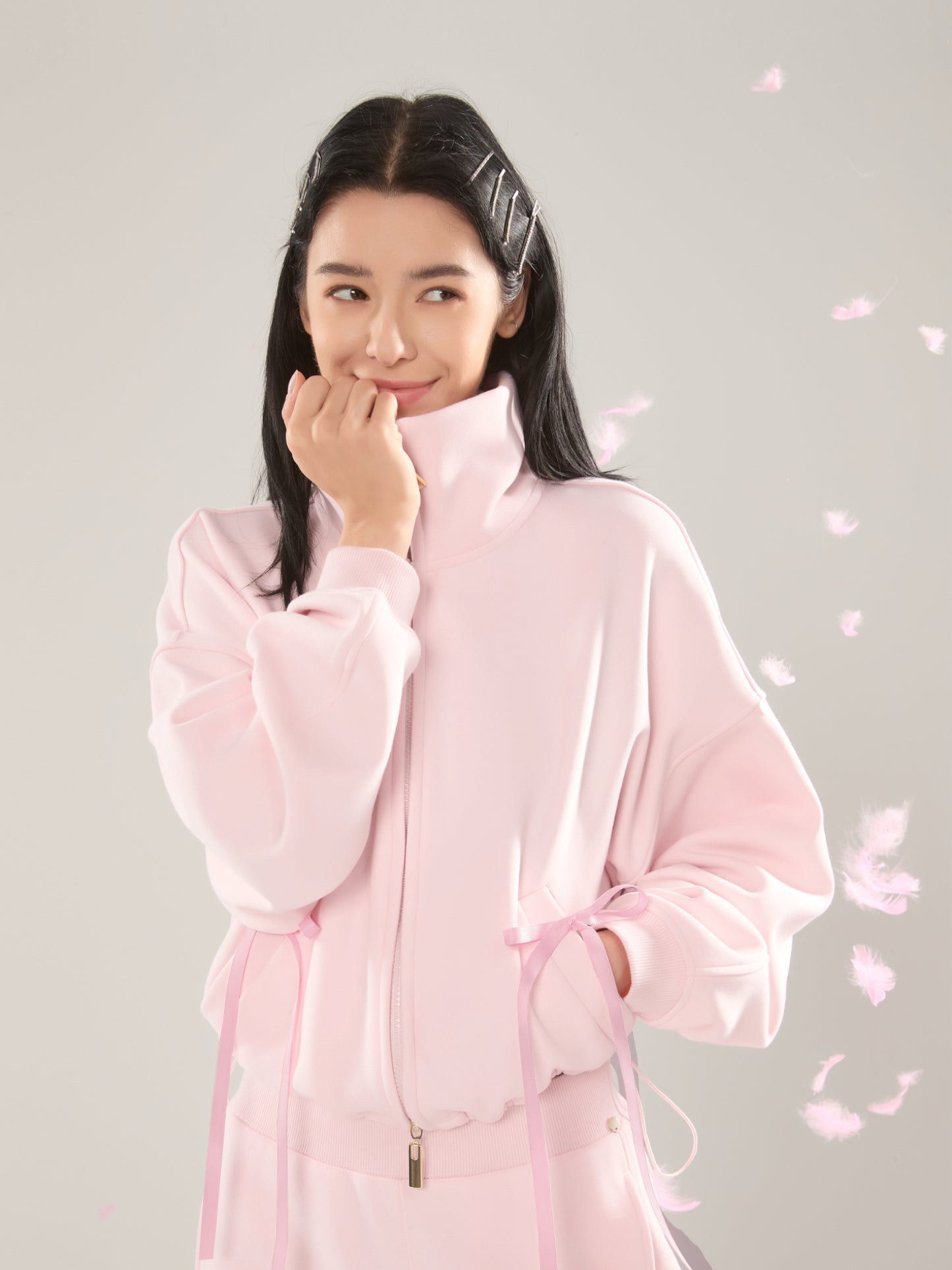 🎀 Cubby Mockneck Zip-Up, Cropped