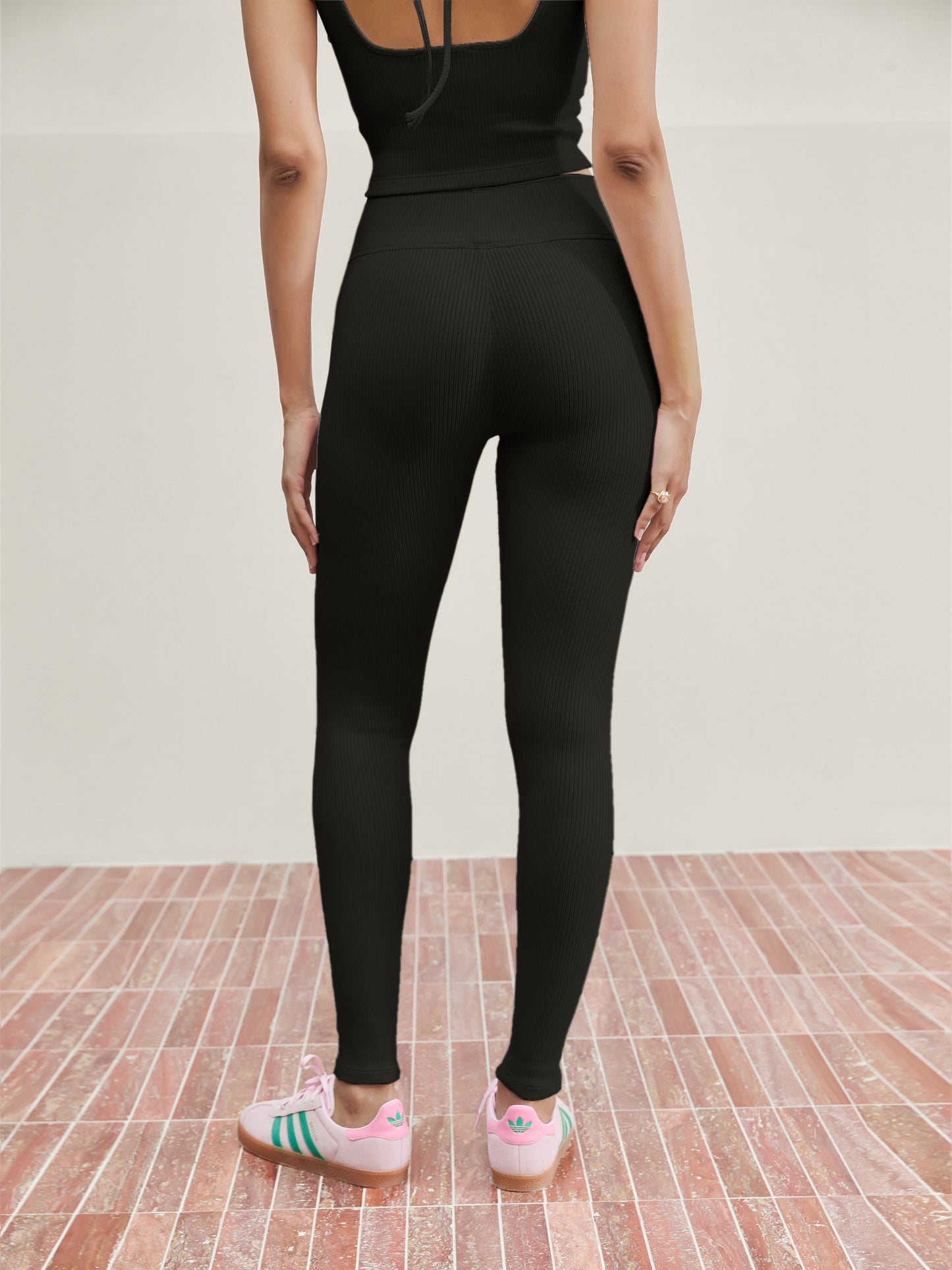 Softly Shaped Legging
