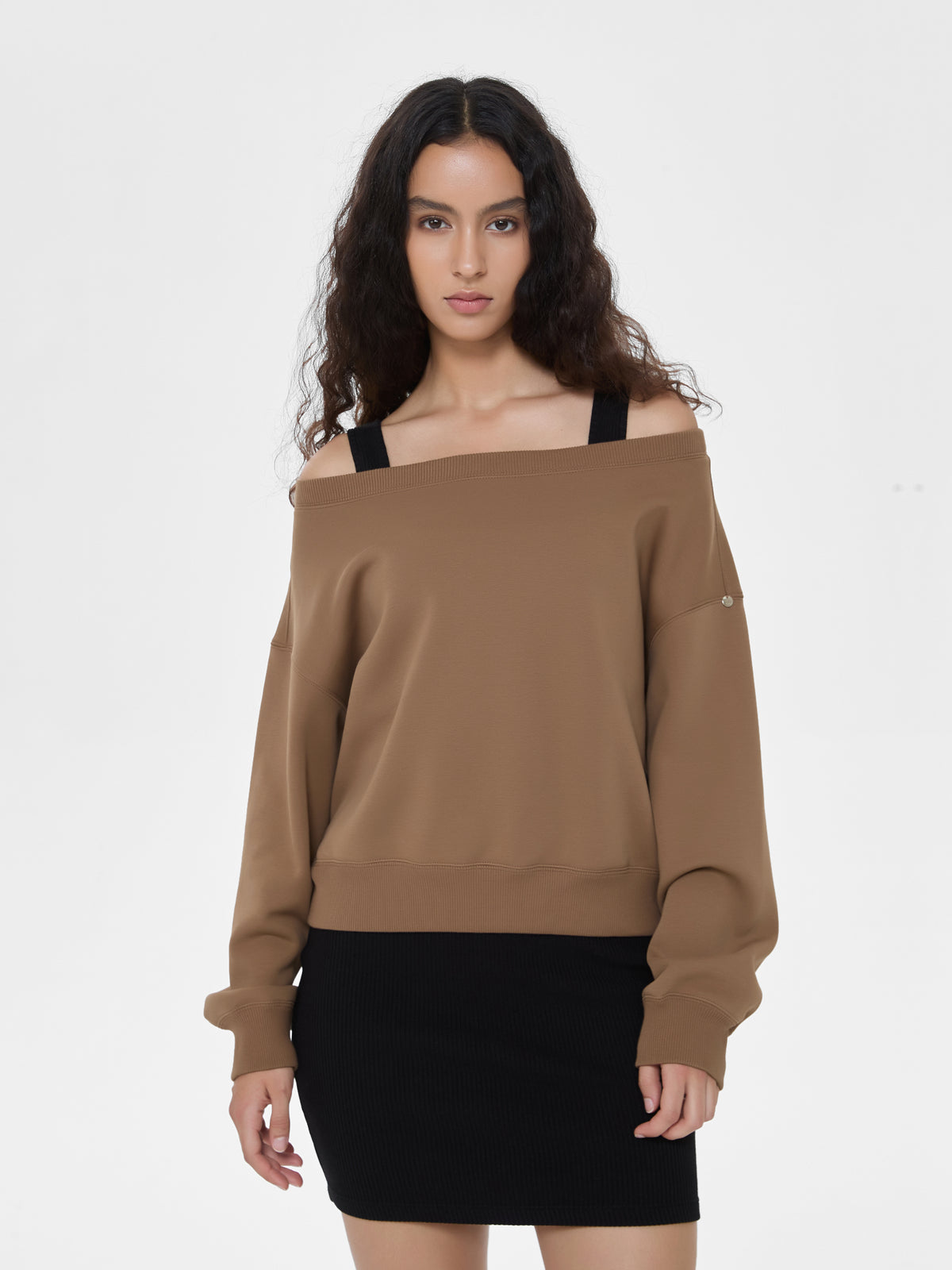 Cubby Off-Shoulder Sweatshirt