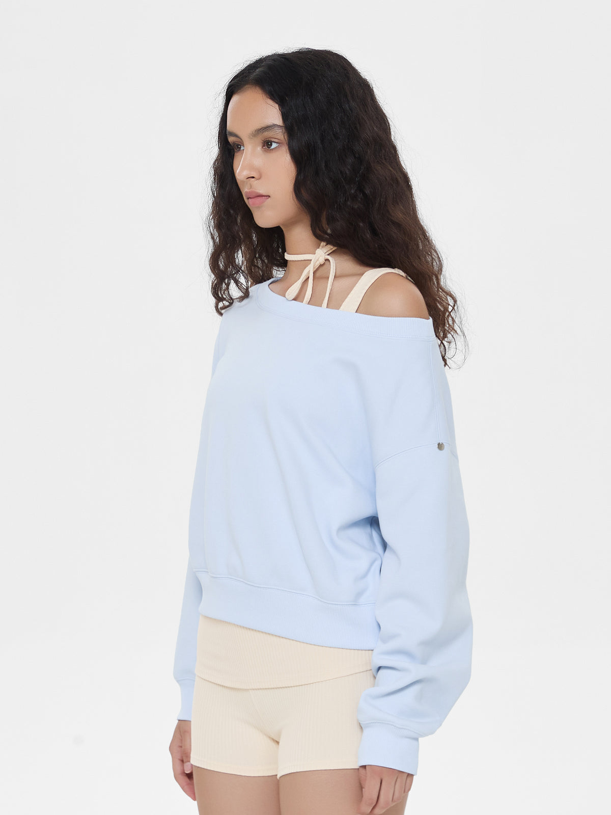 Cubby Off-Shoulder Sweatshirt