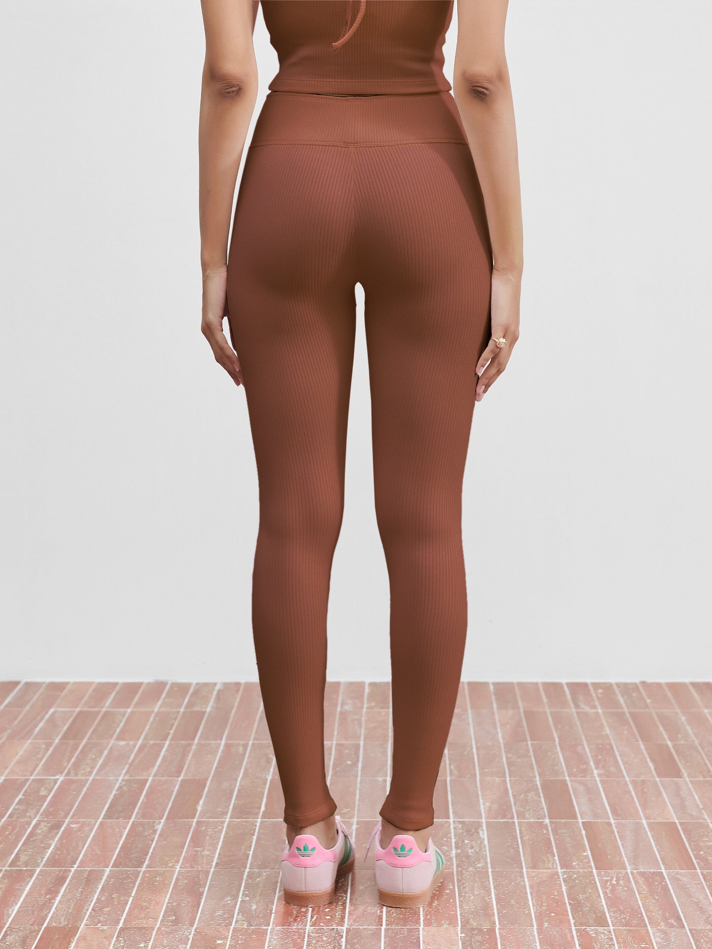 Softly Shaped Legging