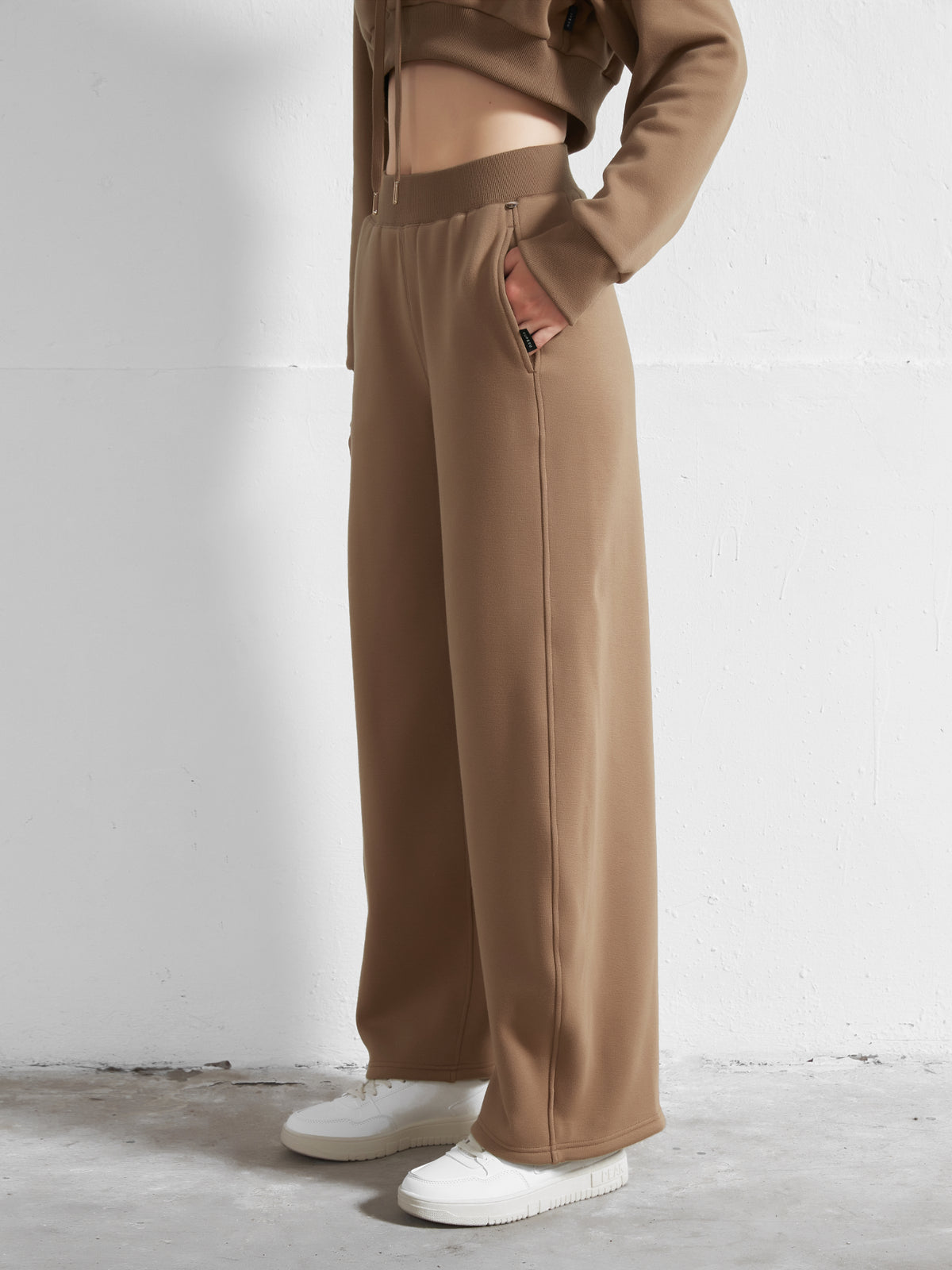 Cubby Barrel Leg Pants, High Waisted