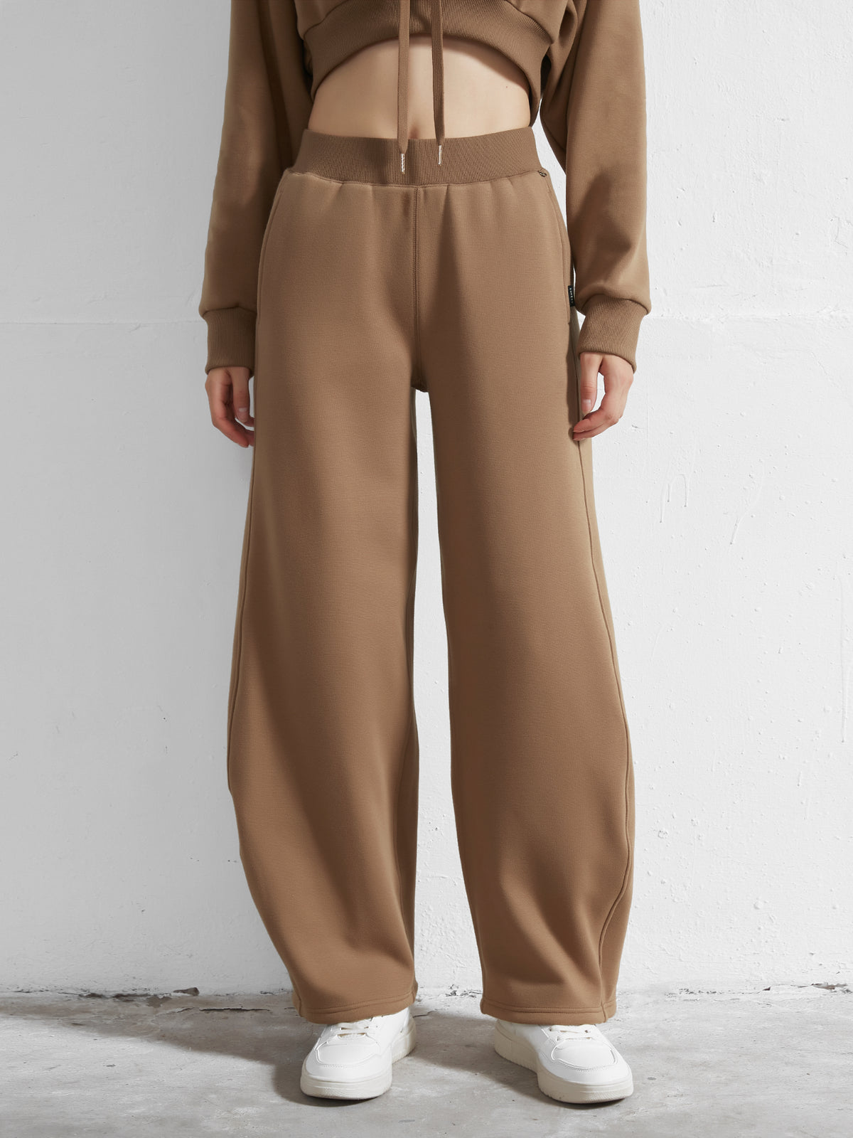 Cubby Barrel Leg Pants, High Waisted