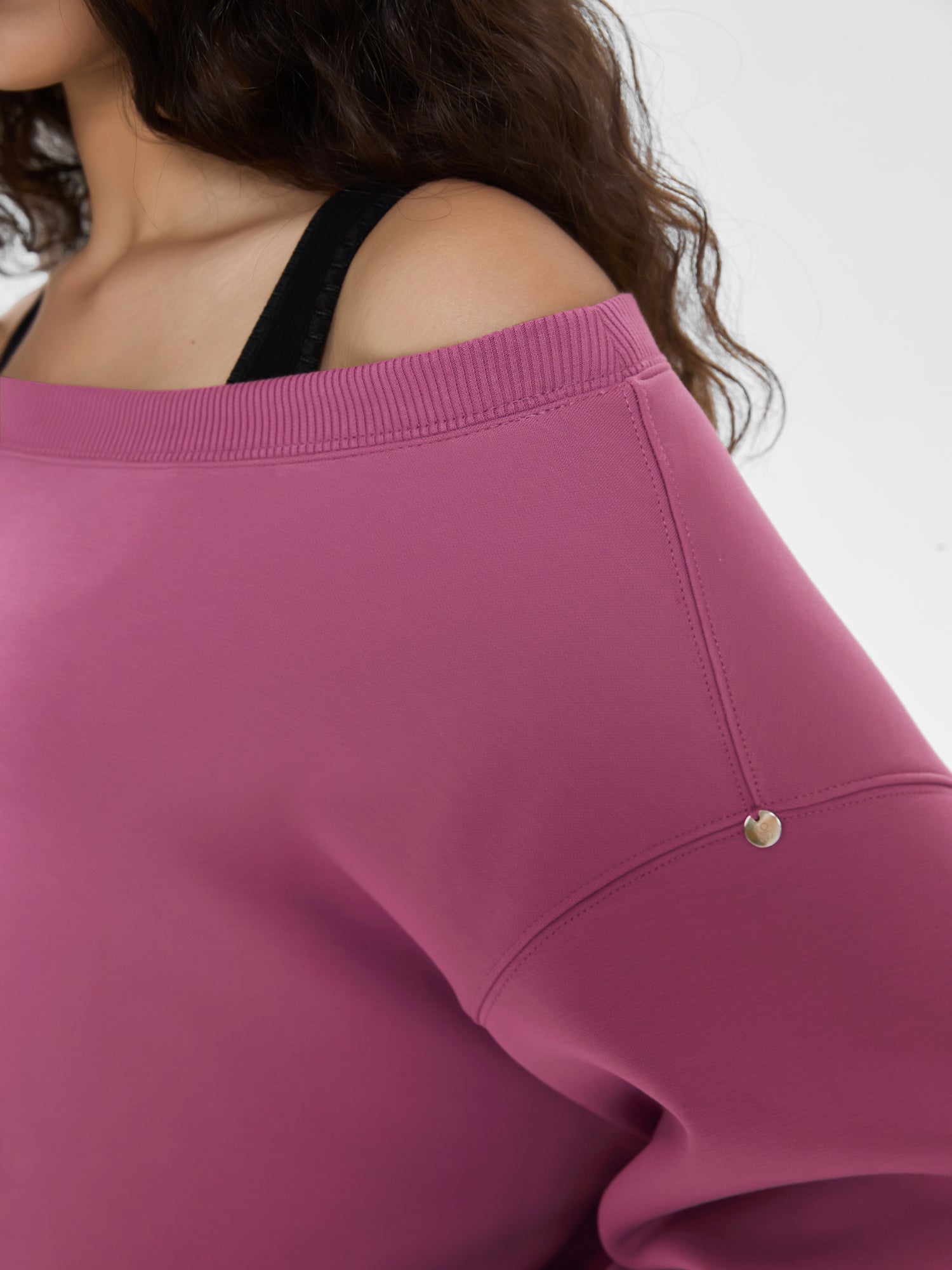 Cubby Off-Shoulder Sweatshirt