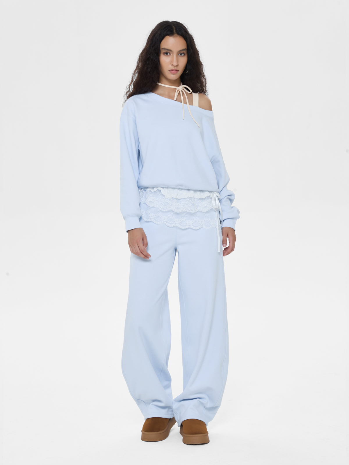Cubby Off-Shoulder Sweatshirt