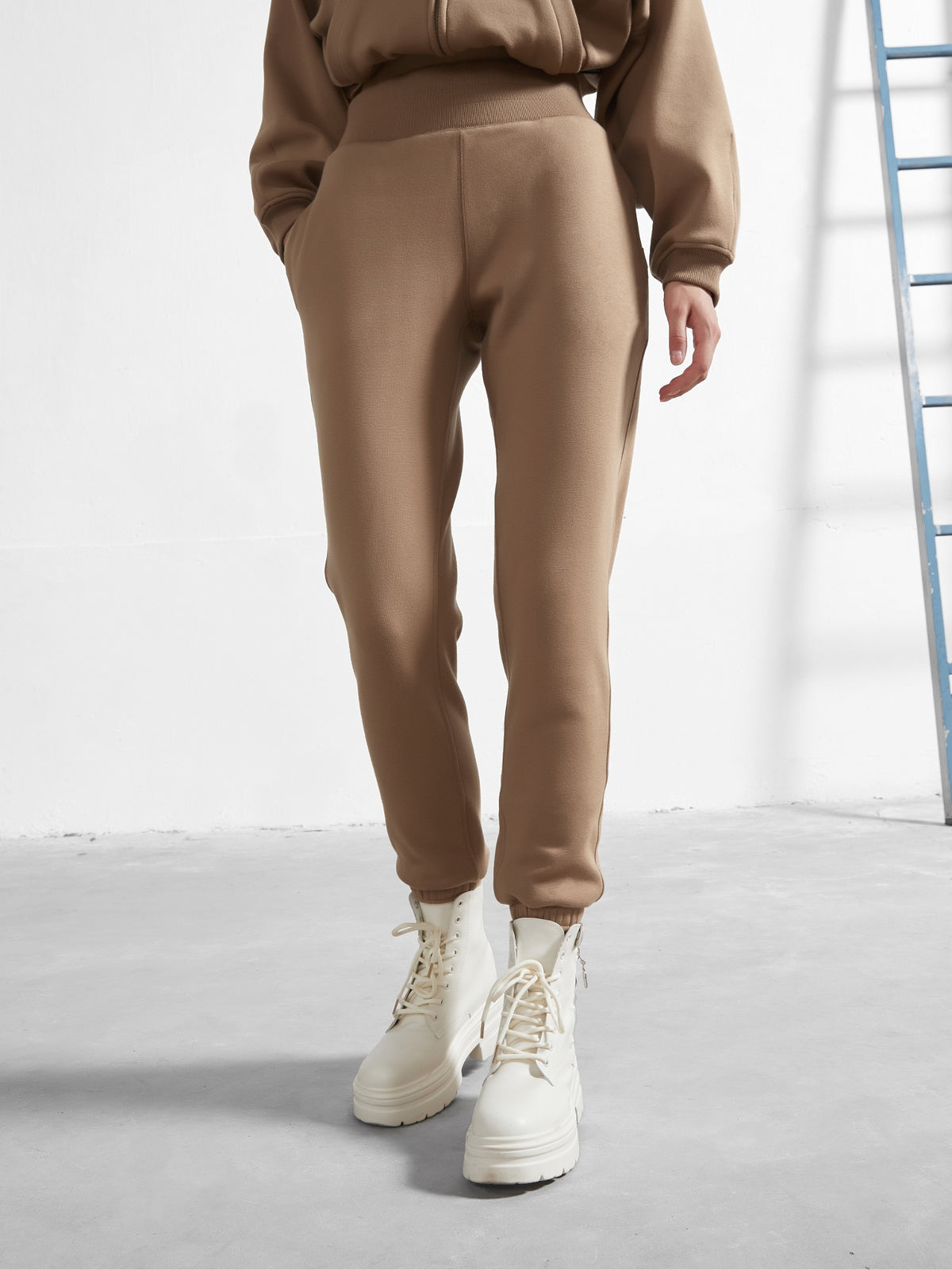 Cubby Jogger | Limited Edition